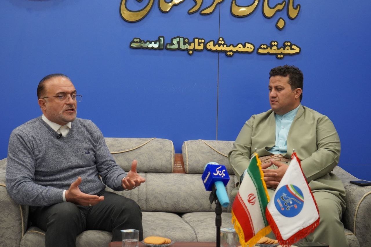 کشاورز کردستانی با «کشاورزی خدایی» محصول تولید میکند؛ دولت باید پشتوانه باشد کشاورز کردستانی با «کشاورزی خدایی» محصول تولید میکند؛ دولت باید پشتوانه باشد