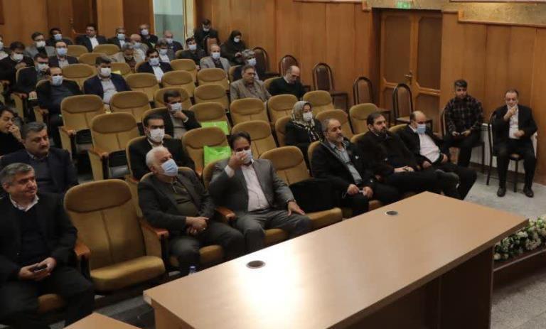 مدیر امروز بدون یادگیری مداوم از مسیر توسعه عقب میماند مدیر امروز بدون یادگیری مداوم از مسیر توسعه عقب میماند