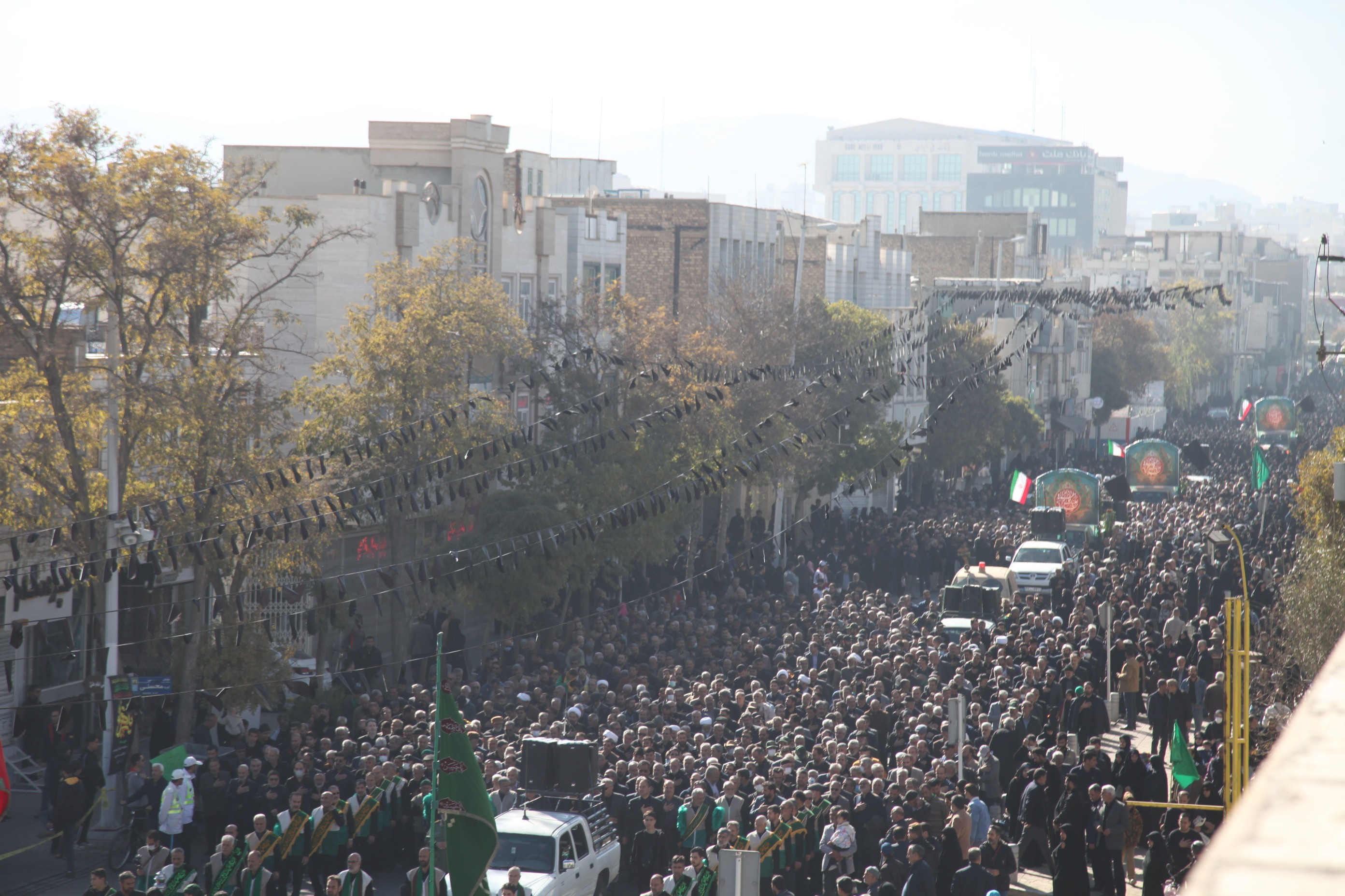 در سالروز شهادت حضرت فاطمه (س) پیکر شهدای گمنام میهمان مردم اراک در سالروز شهادت حضرت فاطمه (س) پیکر شهدای گمنام میهمان مردم اراک