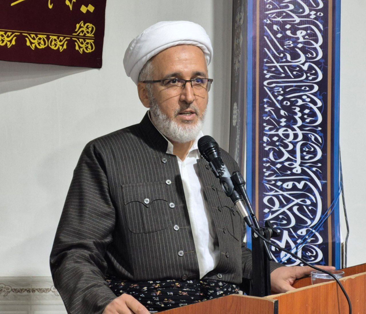 پیام رهبر انقلاب نقشه راه وحدت ملی و مبارزه با دشمنان است پیام رهبر انقلاب نقشه راه وحدت ملی و مبارزه با دشمنان است